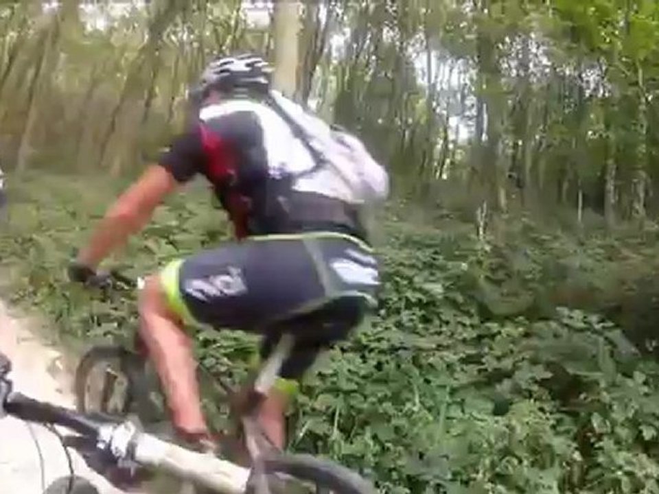 Gopro HD hero 2-Demi-chute