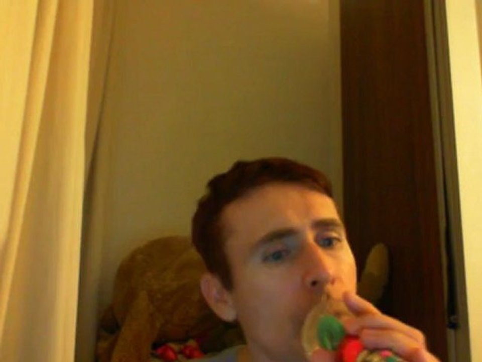 Wiwi égratigne "l'amour n'est rien" de Mylène Farmer