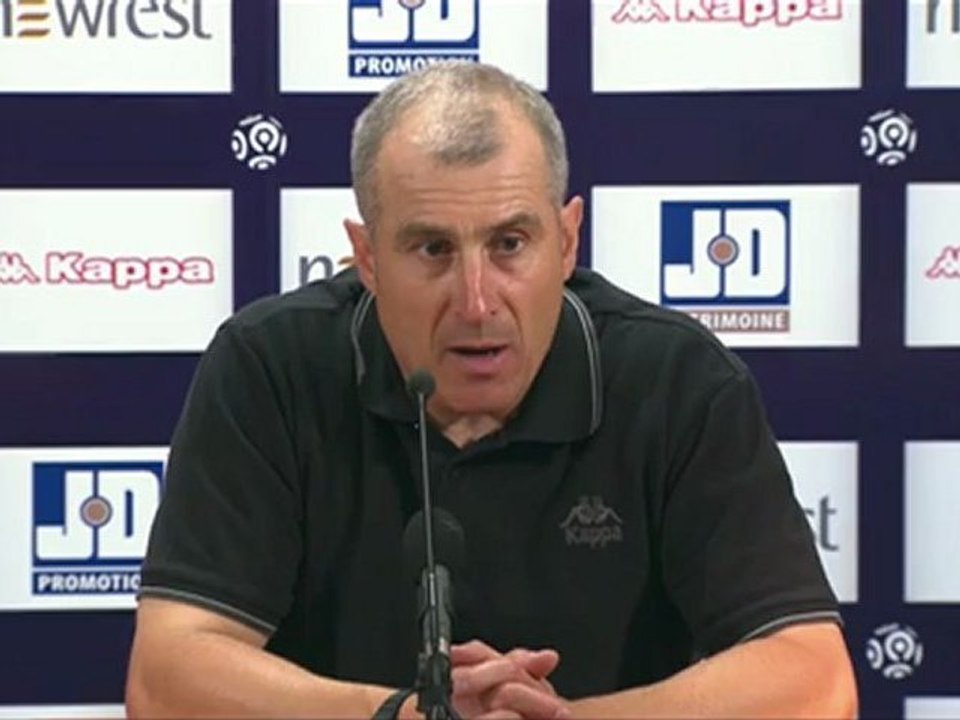 Conférence de presse Toulouse FC - Stade de Reims : Alain  CASANOVA (TFC) - Hubert FOURNIER (SdR) - saison 2012/2013