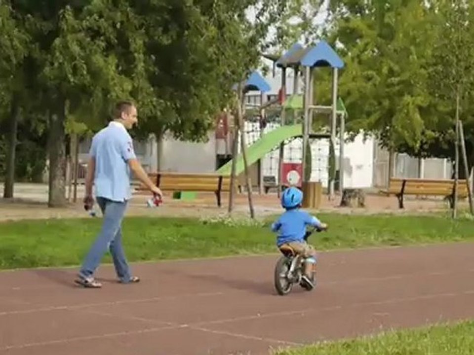 Premier pas à vélo de Pierre