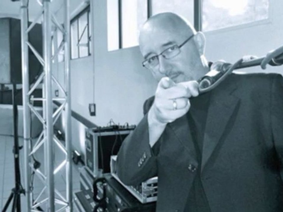 DOUBLE JEU (BLAME IT ON A BOOGIE)