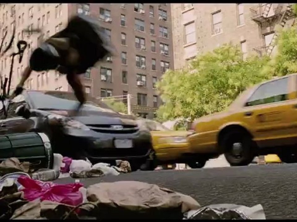 Premium Rush 20" TV Spot