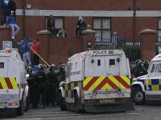 13 police wounded in Northern Ireland violence