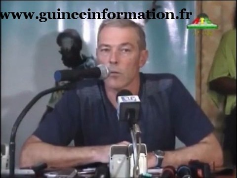 Conférence de presse de Michel Dussuyer, entraineur du Sily National de Guinée