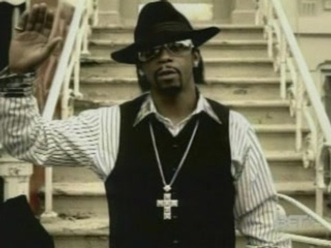 Lil Kim - Lighters Up