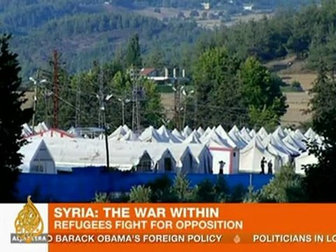 Syrian refugees cross border to fight