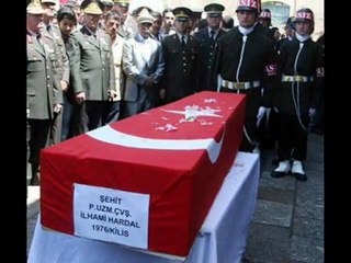 ŞEHİTLERİMİZİN ANISINA TÜRK ASKERİ (KAPTAN)