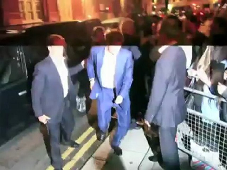 Celebrity Bytes: Prince Harry Left 'Furious' Over Naked Vegas Girl's Claims