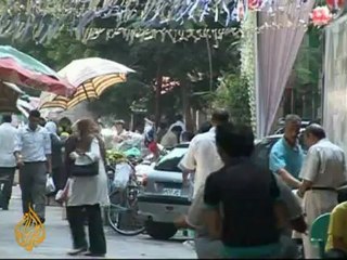 Egypt president sweeps out army rulers