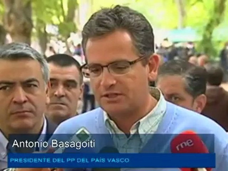 López y Basagoiti arremeten contra los nacionalistas