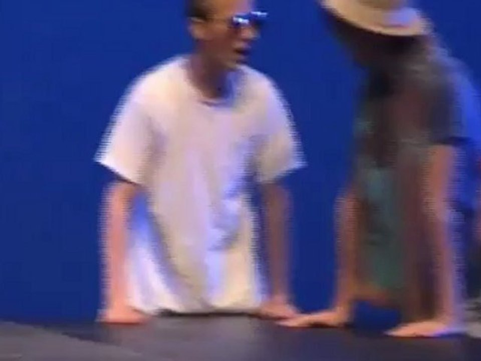 Embrasse-Là - Chant Choral Bourges - La Petite Sirene - Clip