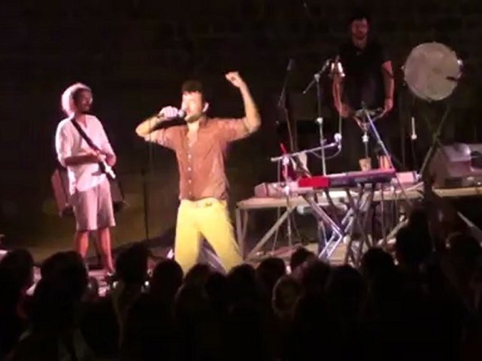 Maraveyas Ilegal - Δε ζητάω πολλά (22 Αυγούστου 2012, Ρόδος, θέατρο Μεσαιωνικής Τάφρου)