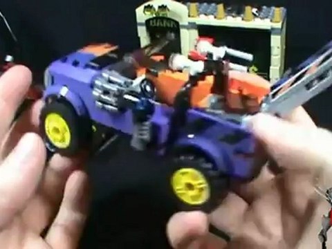 Collectible Spot - Lego DC Universe Superheroes 6864 Batmobile and The Two-Face Chase