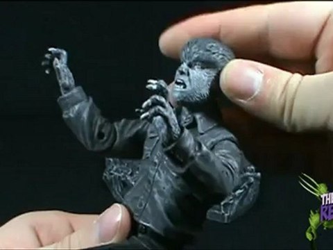 Spooky Spot - Diamond Select Universal Studios Entertainment Earth Exclusive B&W The Wolf Man