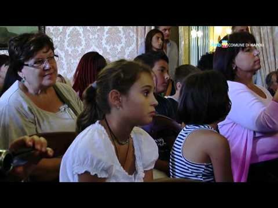 Napoli - La città vicina alle donne e ai bambini dell'Emilia (03.09.12)