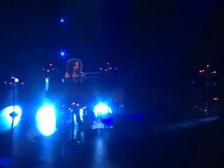 New York State Of Mind (Piano & I- AOL Sessions +1)