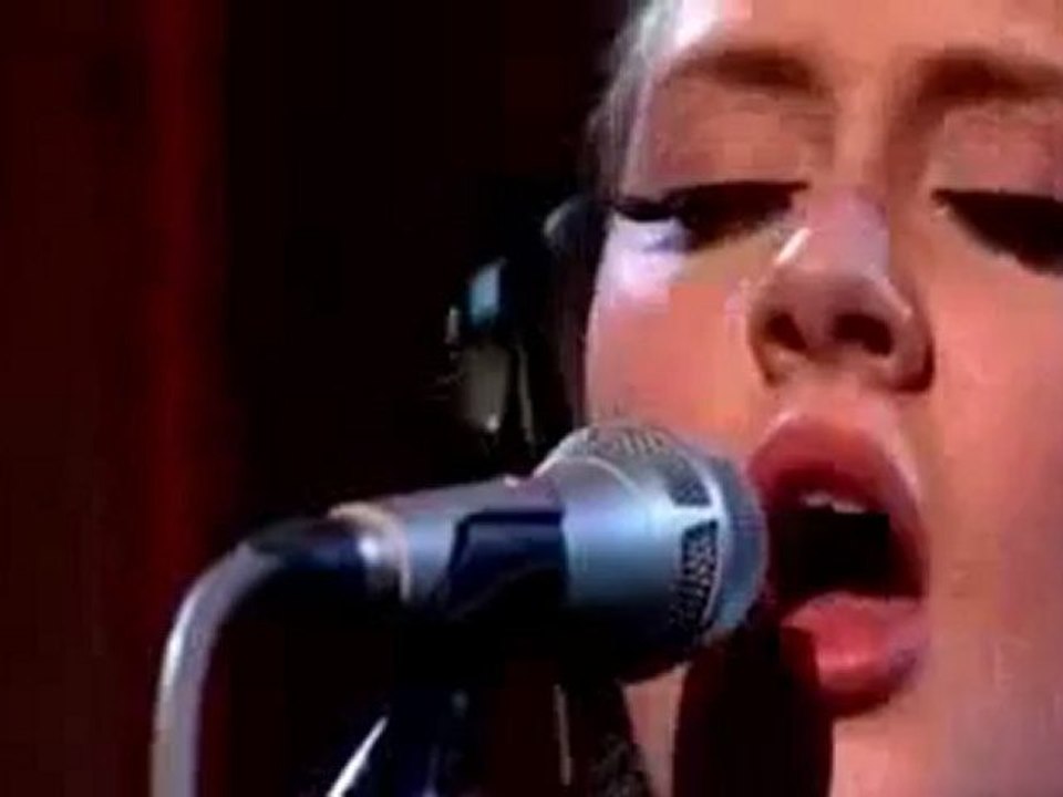 Maroon 5 featuring Wiz Khalifa Payphone  2012 Video Music Awards