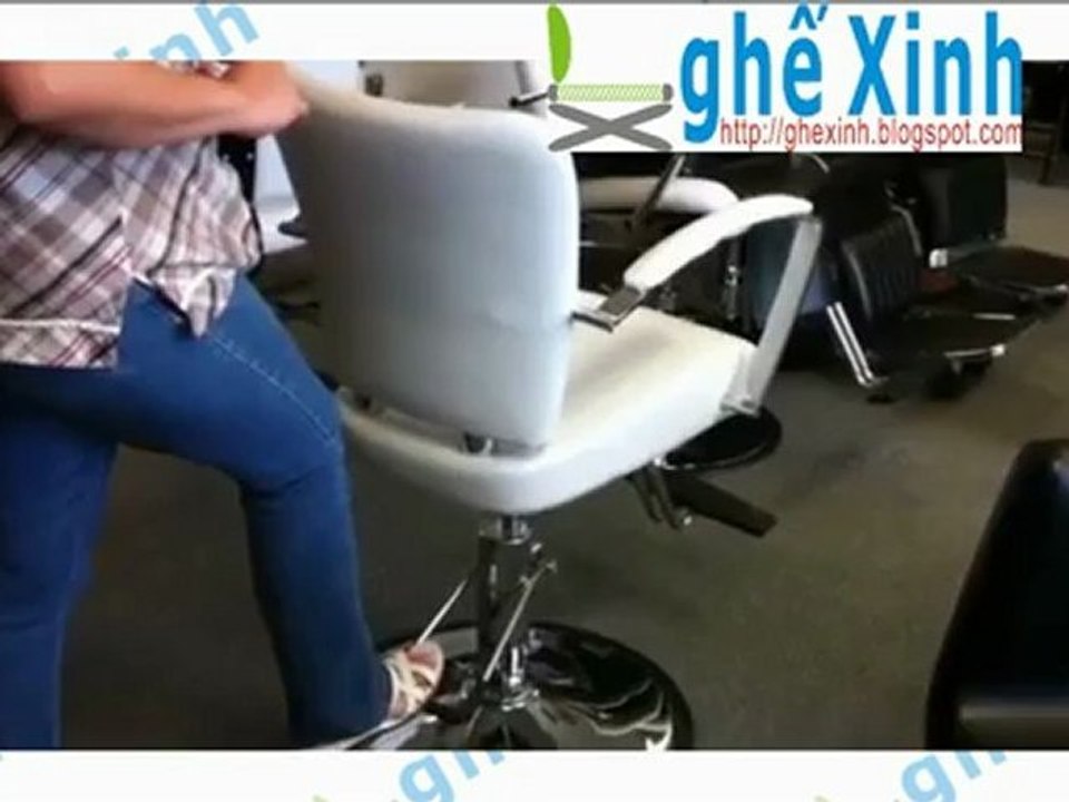 cách sử dụng ghế xoay tiệm uốn tóc nữ
