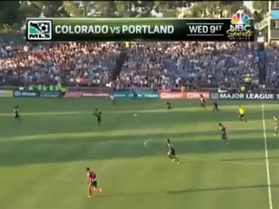 Freistoß-Earthquakes! Corrales erschüttert Chivas