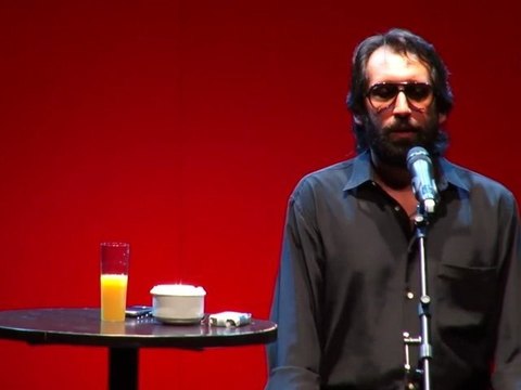 030912 Reugenio actua al Teatre Núria Espert