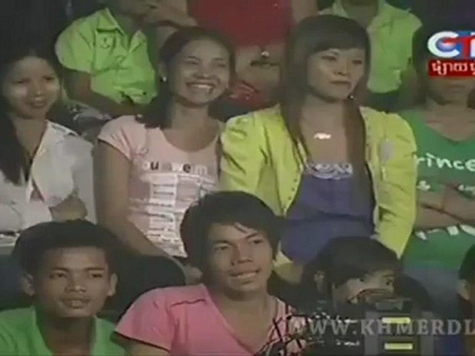 Peakmi - Besdoung Penh Vey het Avie Srey Tort Juol