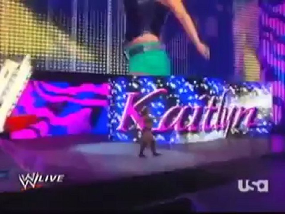 WWE Raw 9/3/12 8/16