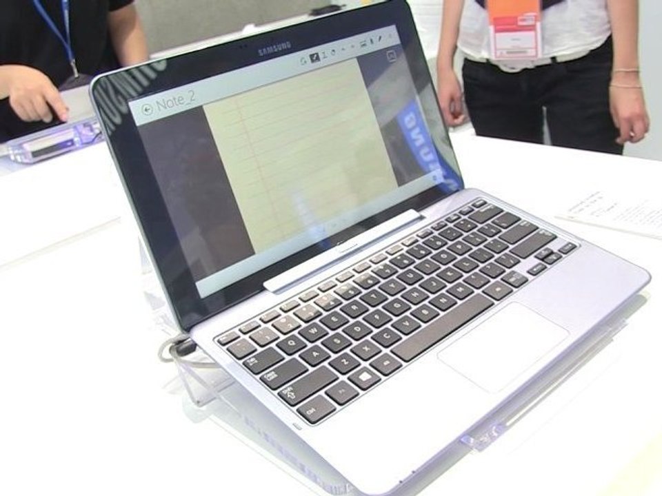 IFA 2012 : Samsung Ativ Smart PC, entre la tablette et l'ordinateur portable