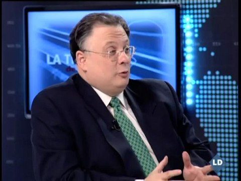 César Vidal entrevista al actor Pedro Osinaga - 18/02/11