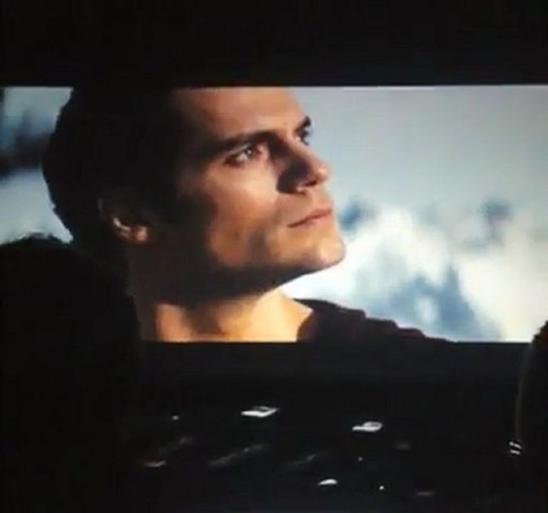 Man of Steel - Trailer  comic-con - New 2013