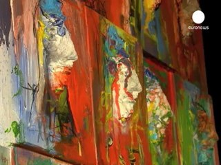 AP 30 yıldır sakladığı sanat eserlerini sergiledi