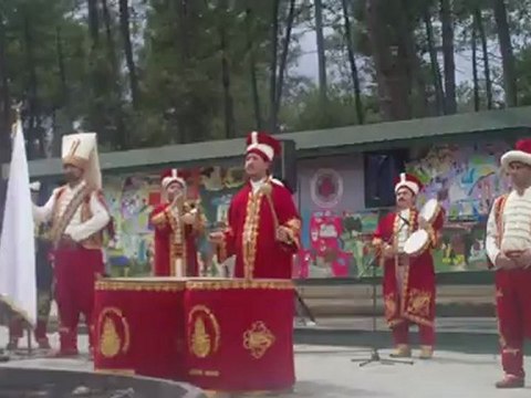 GENÇ OSMAN (MEHTER MARŞI/ÜMRANİYE İZCİ KAMPI) 2012