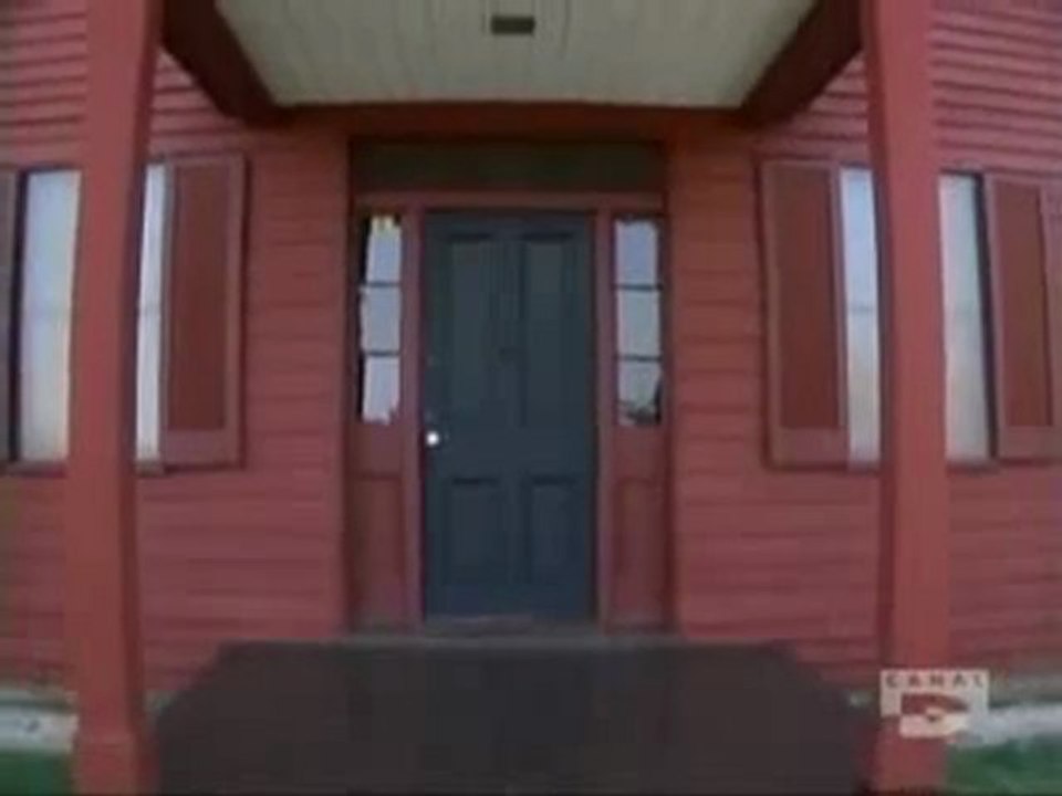 Les Maison Hantées [PART2_2] - Paranormal,Fantôme,Esprit -malin,Poltergeist (Documentaire,1h30) Note : Ce documentaire est en deux Parties