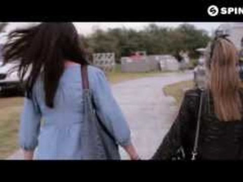 Simon Patterson feat. Sarah Howells - Here & Now (Official Music Video)