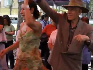 The Cafe - Mexico: Failed state or economic giant?