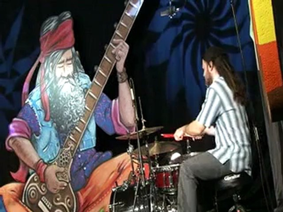 GREENWICH CAVERN - CASINO BITCH (AKOUSTIK)