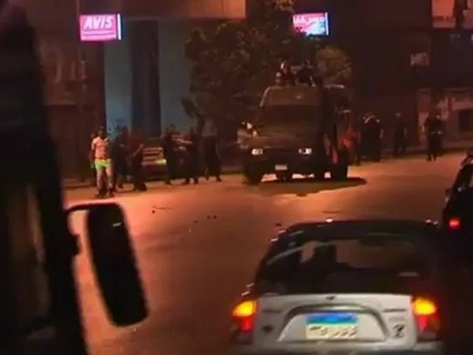 Clashes in Egypt as protesters march on Syrian embassy