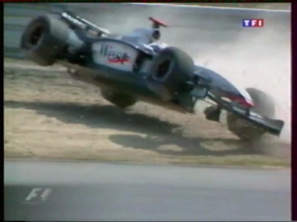Formula 1 Europe 2003 Big off Coulthard en francais (TF1)