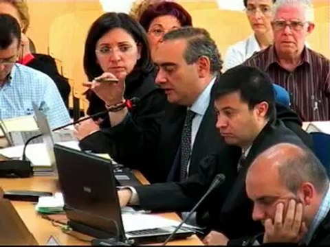 Declaración de los peritos 18522, 18851 y 18452. PolicÌas de balÌstica.