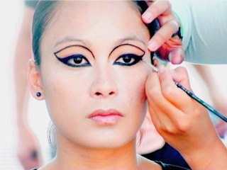 Design Makeup Art Institute : promo DMAI 2012-2