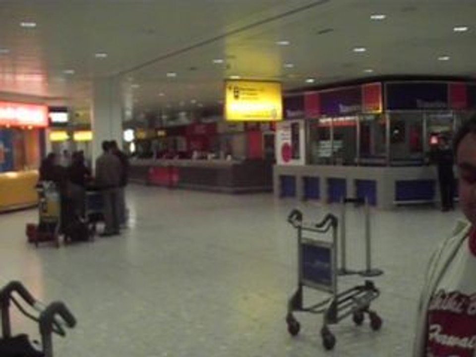 Viral's Airport Arrival