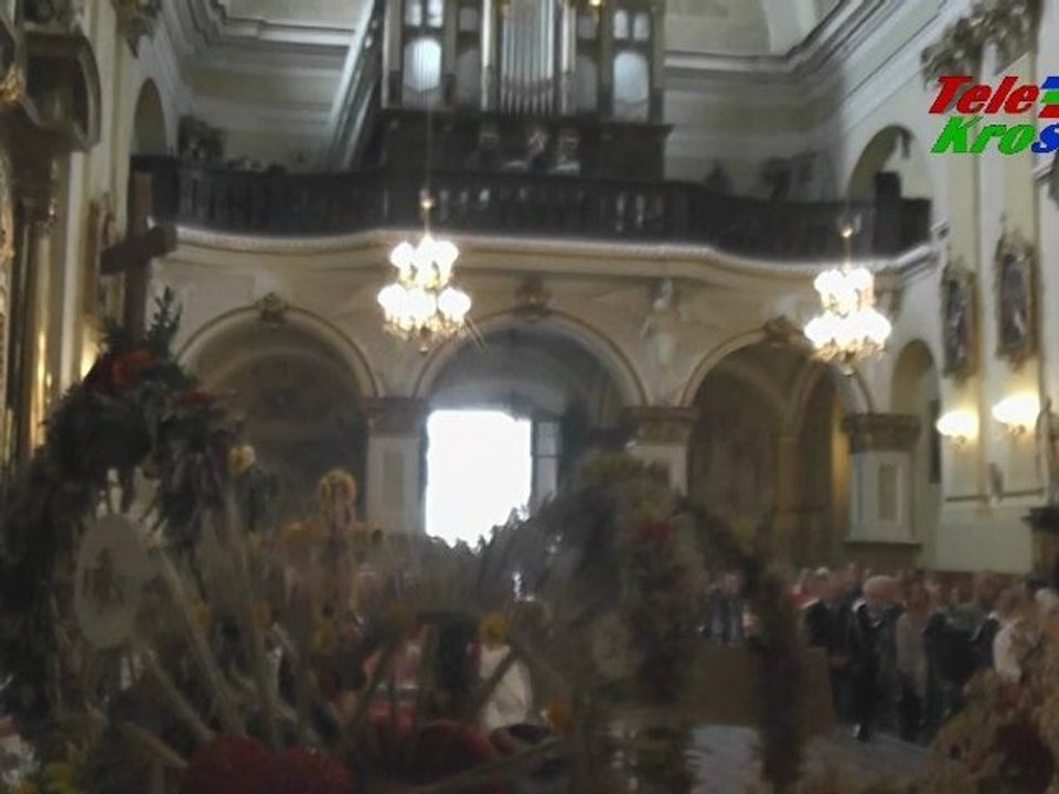 Msza święta dziękczynna za plony - Dożynki Powiatu Krośnieńskiego 2012