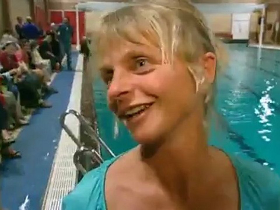 Das rollstuhl-unterwasserballett von sue austin | euromaxx