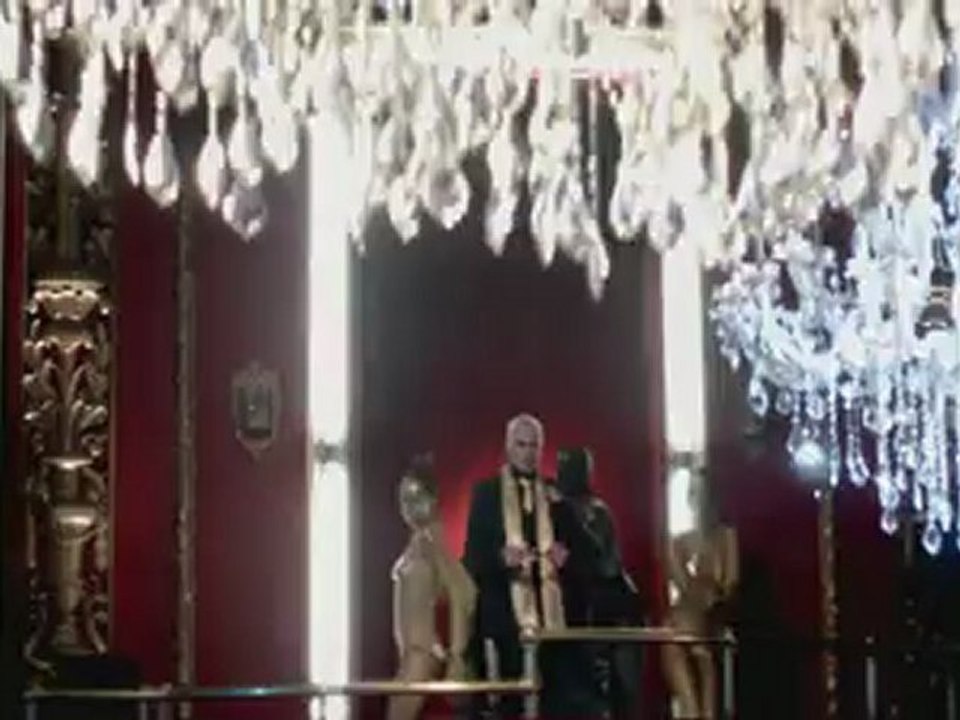 Jennifer Lopez ft. Pitbull - On The Floor