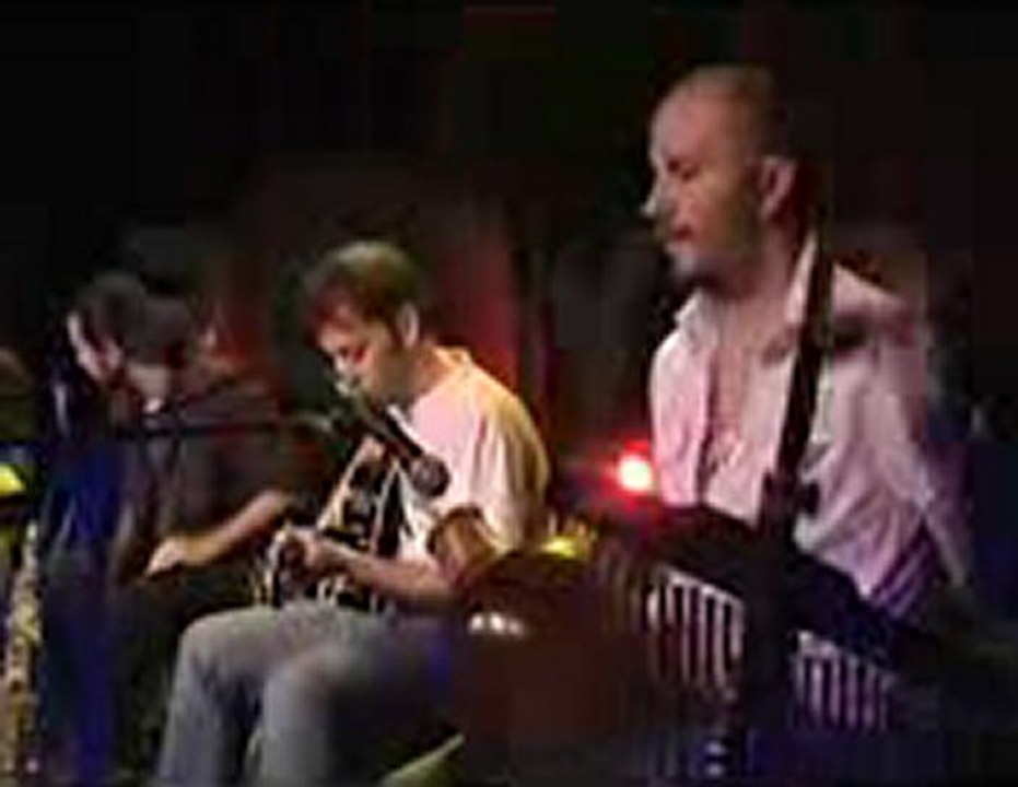 Murat Dalkılıç - Yalan Dünya - YouTube www.seslisuperiz.net www.seslikeyifci.com Seslisuperiz Seslikeyifci