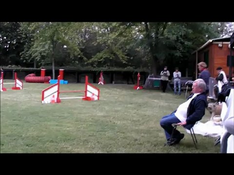 Anne-Lise et Volna Garonne Agility 2 septembre 2012