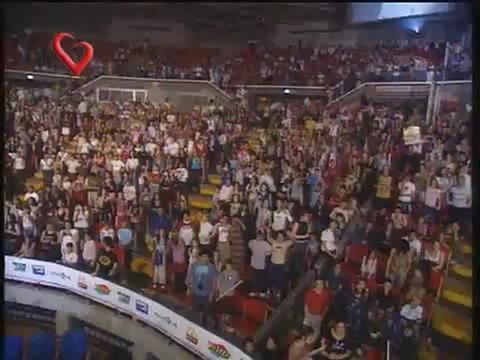 Rebelde Way en vivo Resistiré musical