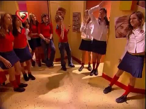 Rebelde Way, las chicas bromean