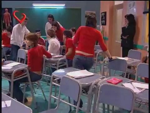 Rebelde Way capitulo 175, Manuel vuelve al Elite Way