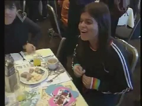 Rebelde Way, desayuno en el hotel