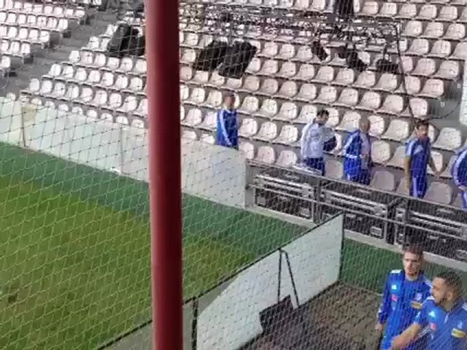 Άφιξη διεθνών στο γήπεδο για προπόνηση (Λετονία)